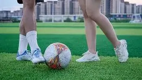 “宋亚东在UFC格斗之夜以技术判定战胜胡多，新华网讯”